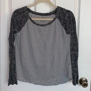 Gray Aeropostale long sleeve shirt!